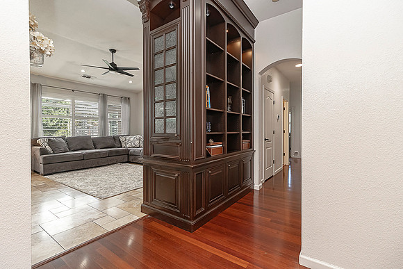 1701Trellis09