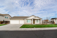 1983 Valenzuela Ct, Manteca