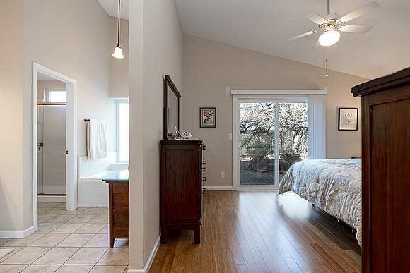 1625Edgebrook23