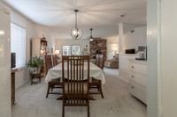 2216 Ridgeway Dr-017