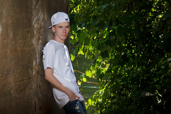 12Cameron009