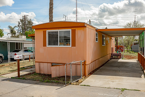4449 S Carpenter02