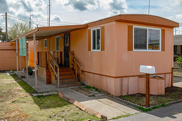 4449 S Carpenter03