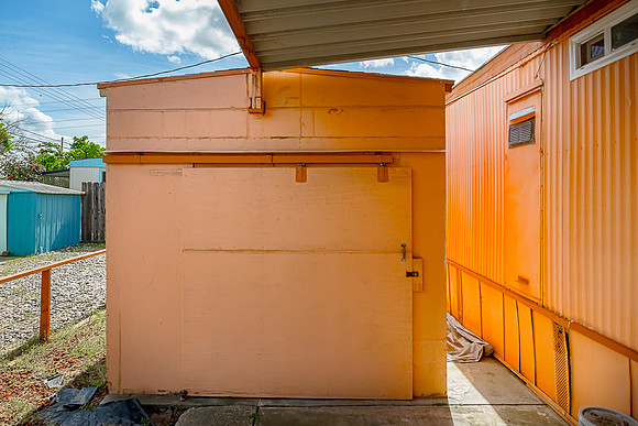 4449 S Carpenter06