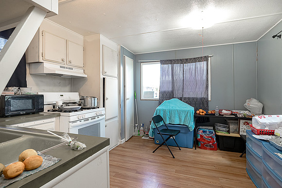 4449 S Carpenter08