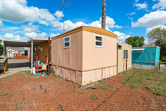 4449 S Carpenter05