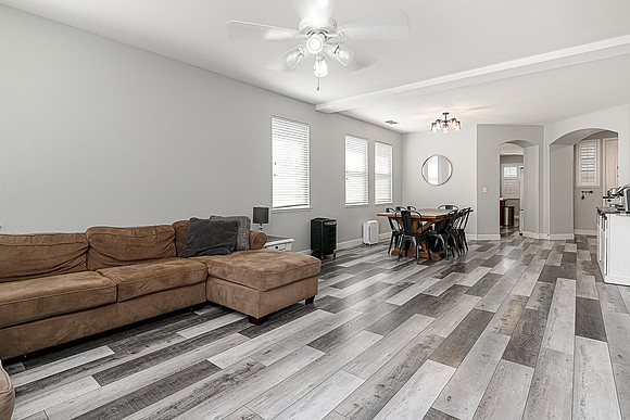 3803HlenPerry15