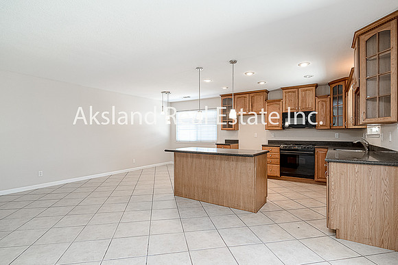 15332 Cambridge12