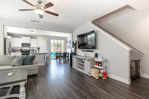 1631Fulton06