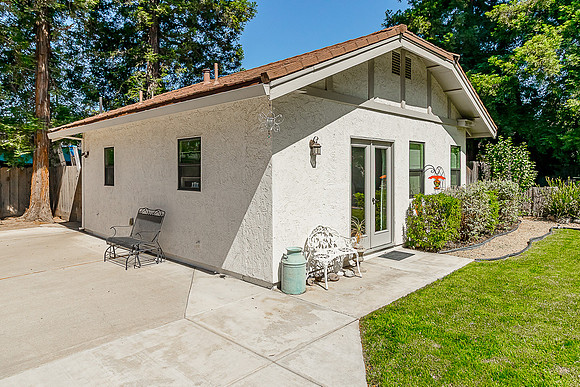 1415Clubhouse28