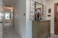 2216 Ridgeway Dr-018