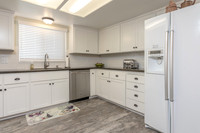 2216 Ridgeway Dr-014