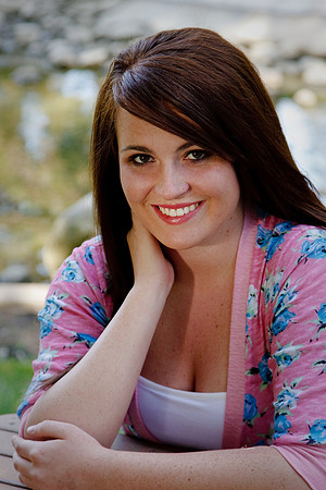Ashley042