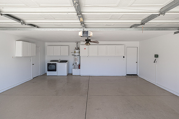 3917Hollywood23