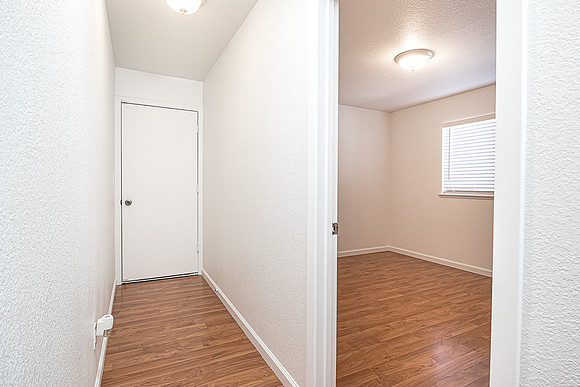 3917Hollywood21