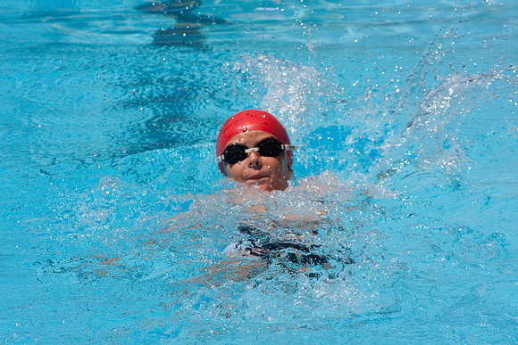 10Swim1044