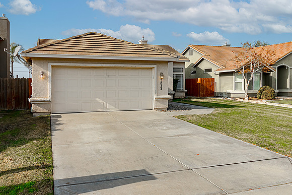 5833Egstrom01
