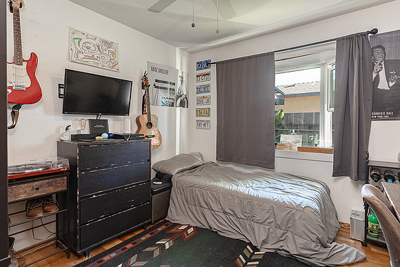 2110Monticello15