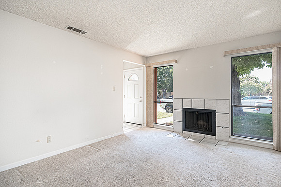 1296 #46 Spruce04