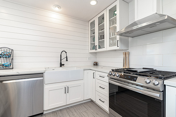 212 Birchwood14