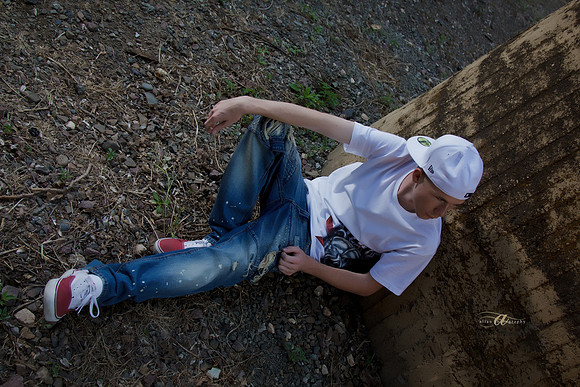 12Cameron025