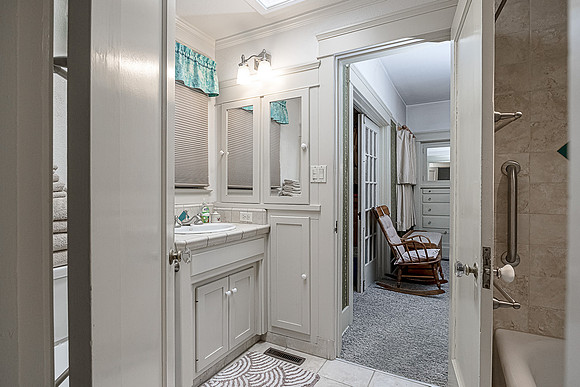 225Park16