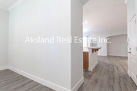 611Brookhurst07