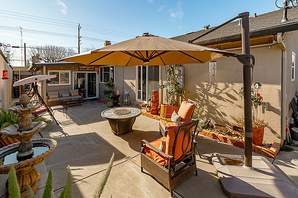 3300Colonial27