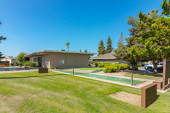3933Lahaina25