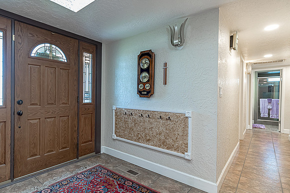 3300Colonial06