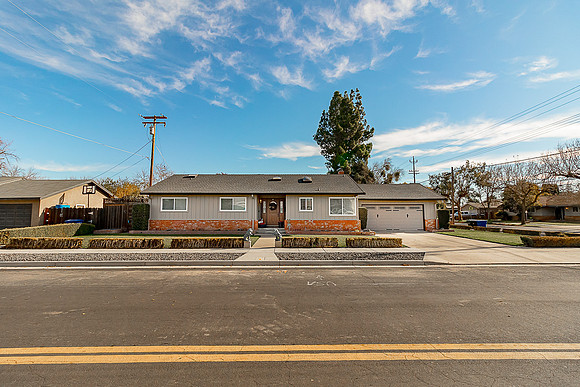 3300Colonial01