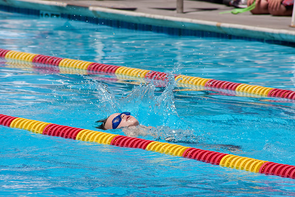 10Swim1030