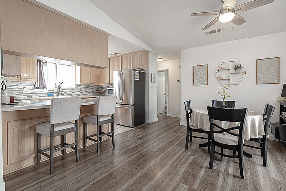 808Grapeleaf09
