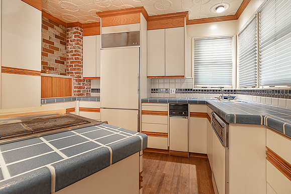 946 Sierra St14