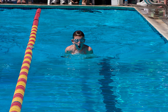 10Swim1025
