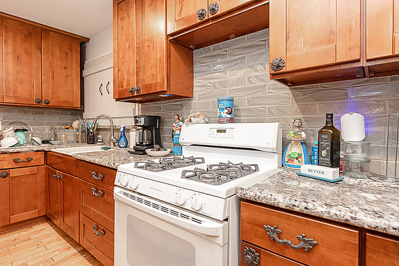 2110Monticello14