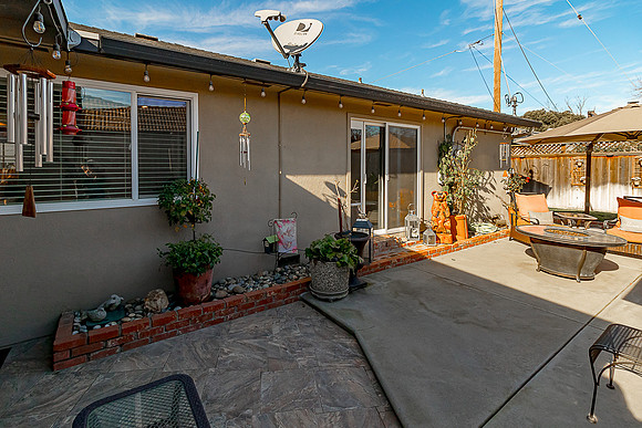 3300Colonial28