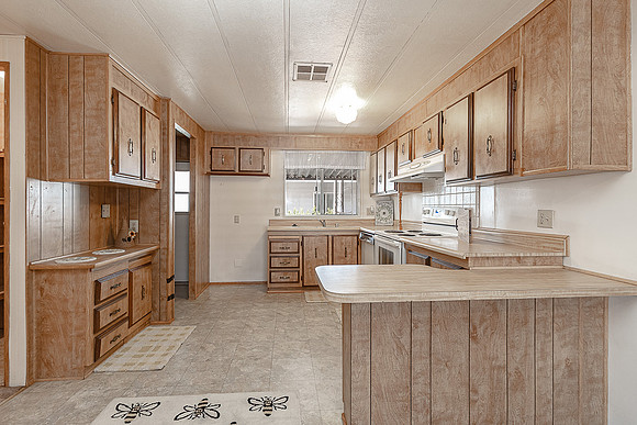 3933Lahaina12