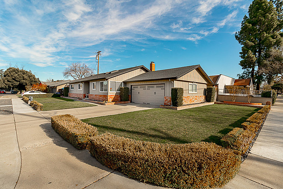 3300Colonial03