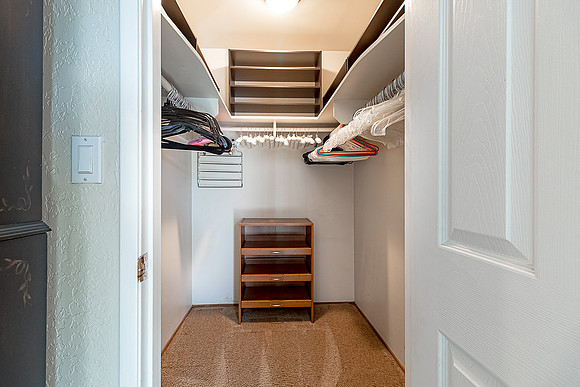 3300Colonial23