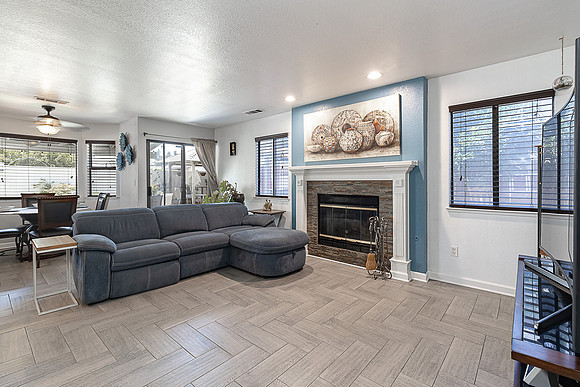 2816Canyon11