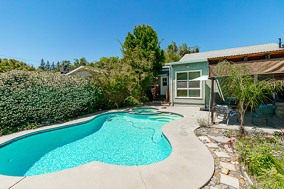 524melrose29