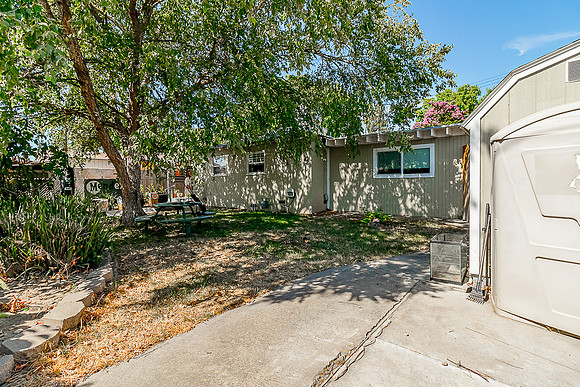 2110Monticello26