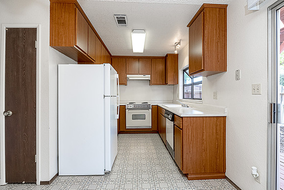 1296 #46 Spruce13