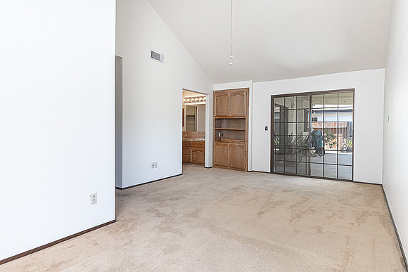 1704Pinecrest23
