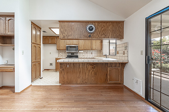 1704Pinecrest13