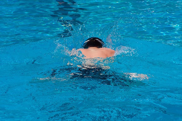 10Swim1027