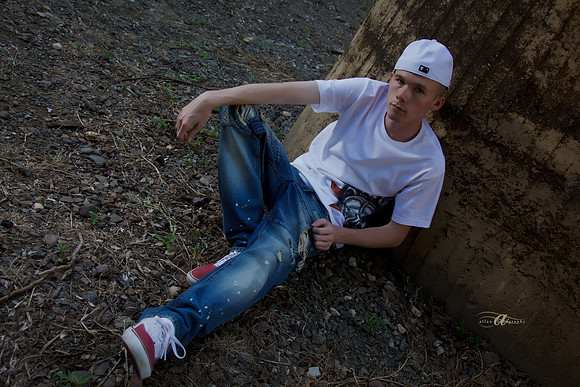 12Cameron030
